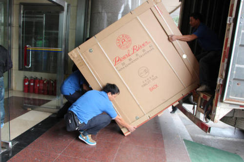 郫县钢琴贵重工艺品无忧运
